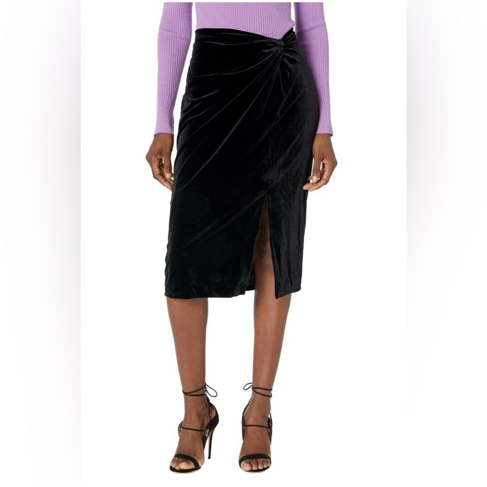 Karl Lagerfeld Black Velvet Pencil Skirts slit cinch detail stretch sz. Large